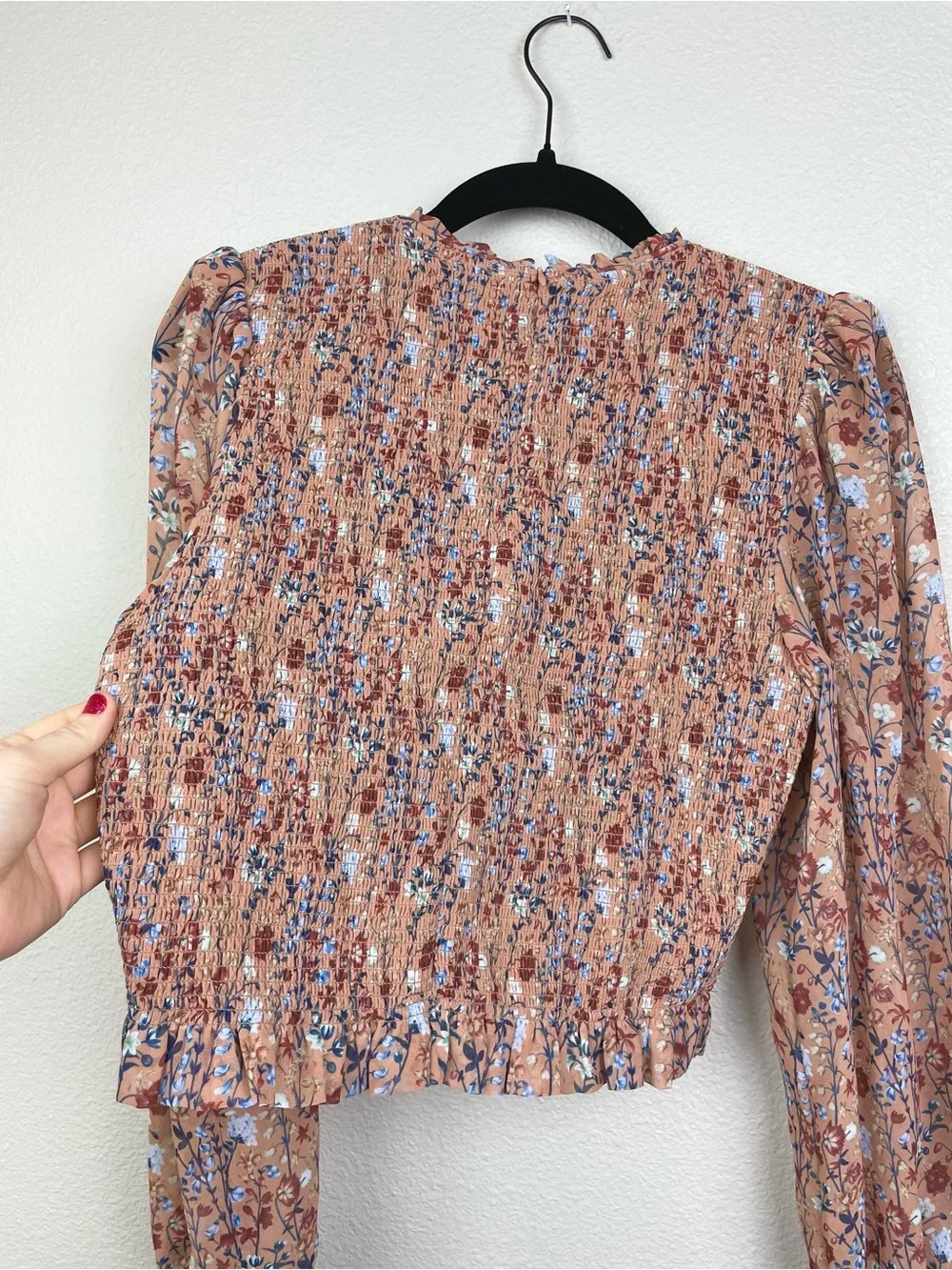 Aritzia Women's Medium Wilfred Tempest Blouse Terracotta Iris Smocked Sheer